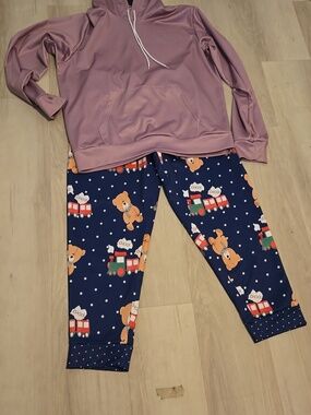 Rumi's (from K Pop Demon Hunters) pajama outfit